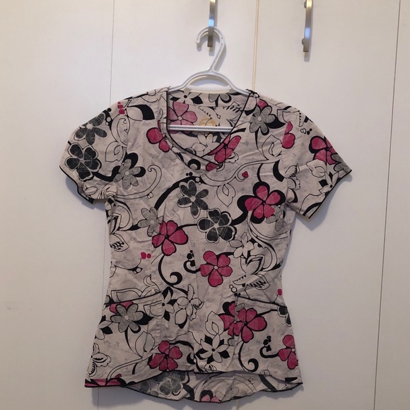 Floral Health Pro Scrub Top - Picture 1 of 1